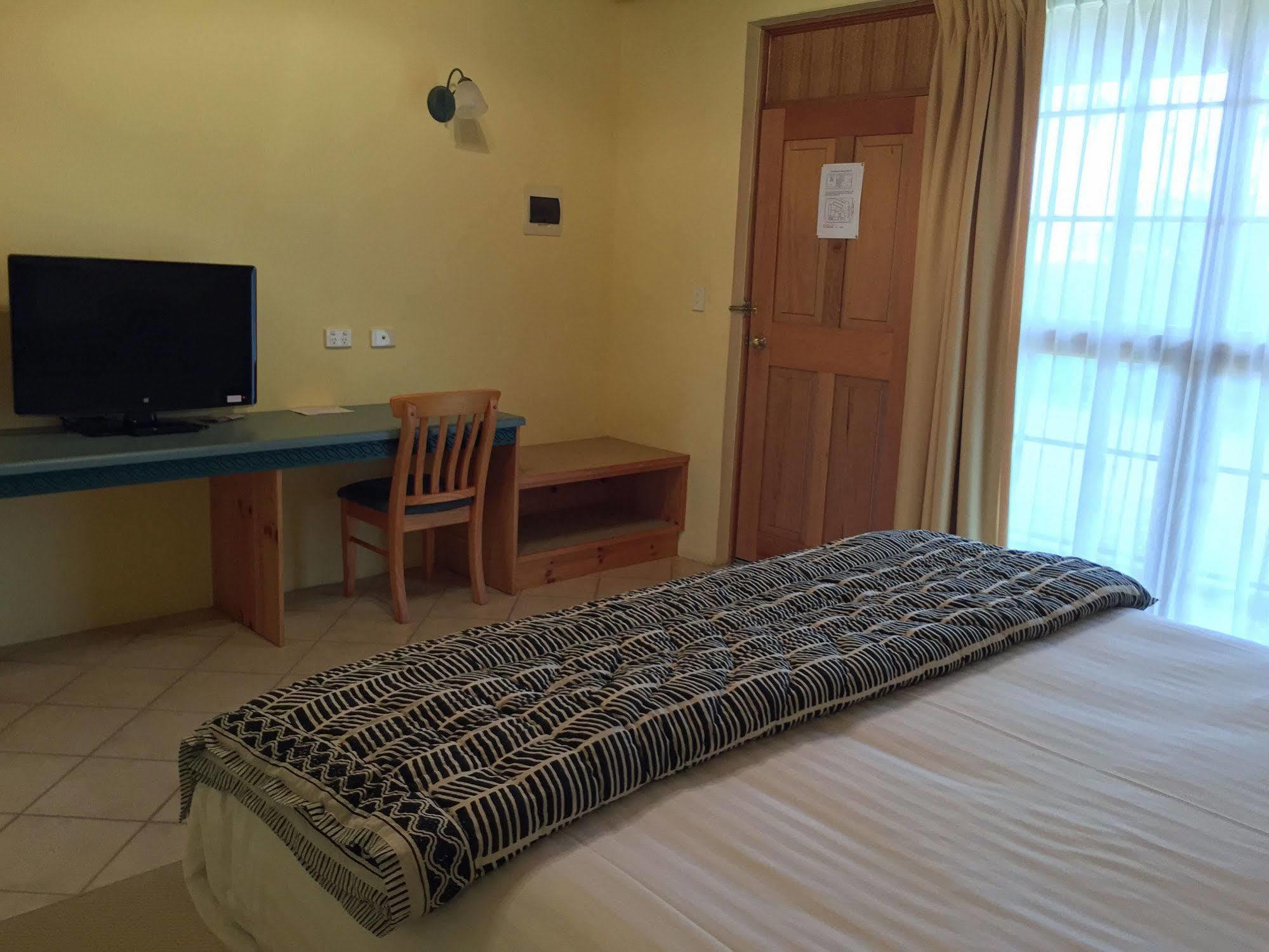 Coonawarra Place Motor Inn Buitenkant foto